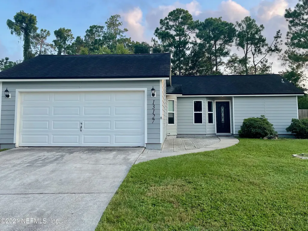 13127 Annandale Drive N Jacksonville FL 32225