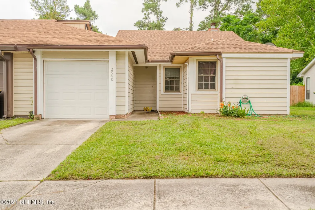 2540 White Horse Road W Jacksonville FL 32246