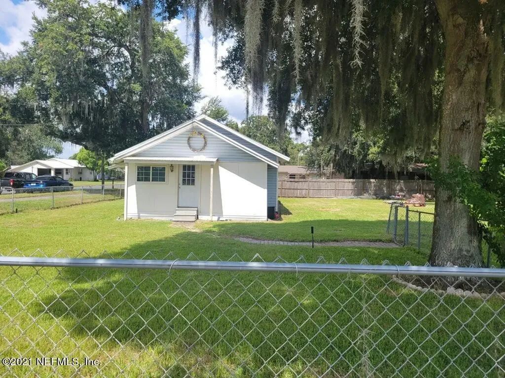 212 Pearl Street Auburndale FL 33823