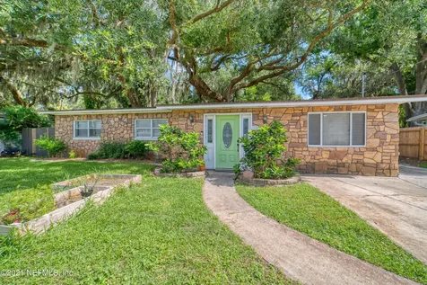 1129 Sebago Avenue N Jacksonville FL 32233