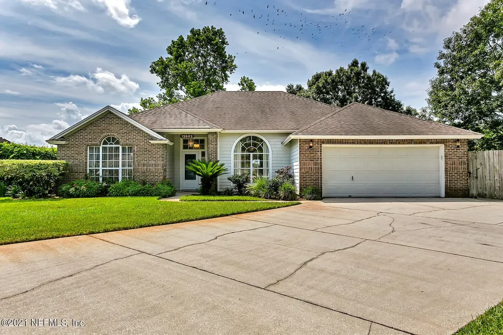 12602 Chapeltown Circle W Jacksonville FL 32225