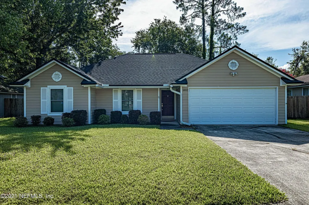 1802 Sherwood Drive Middleburg FL 32068