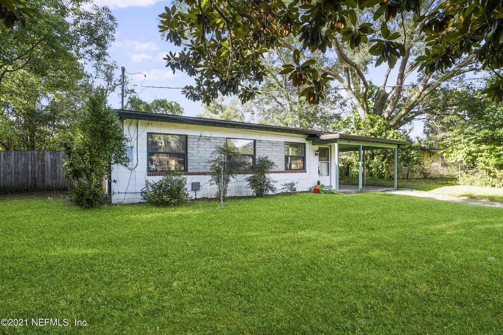 5111 Corsair Avenue Jacksonville FL 32244