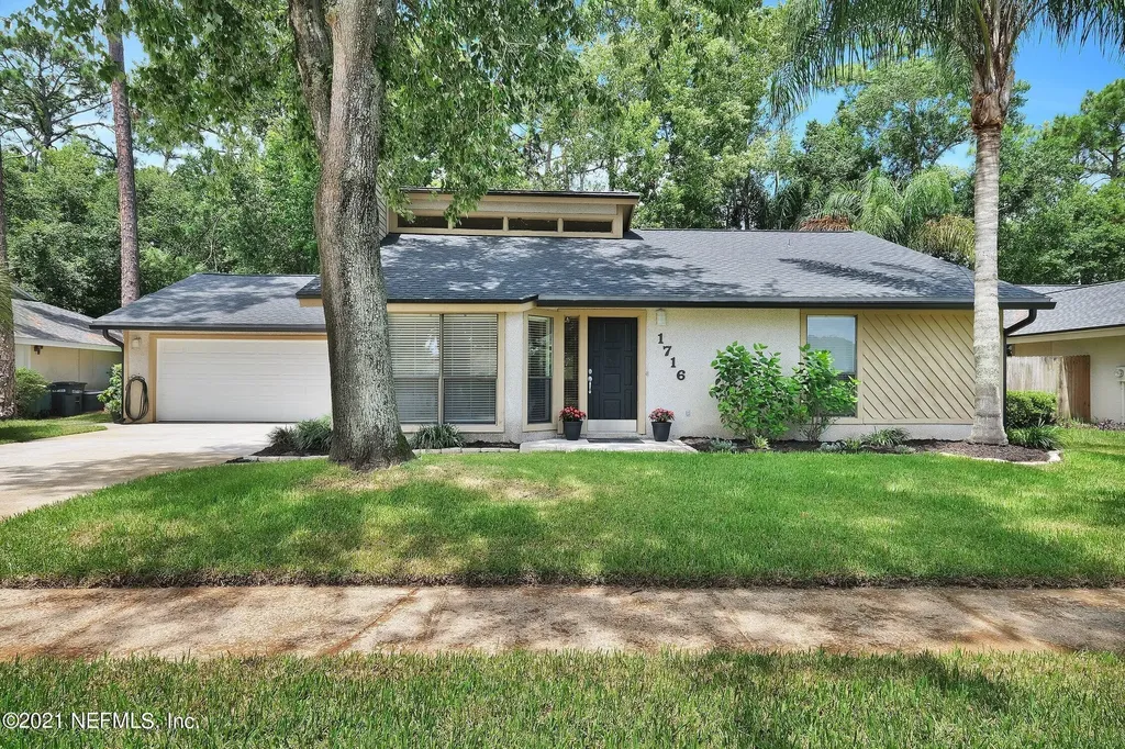 1716 Deer Run Trail Jacksonville FL 32246