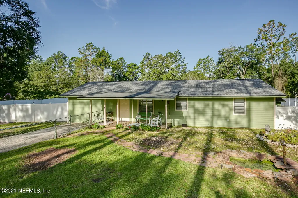 33 Foxtail Avenue Middleburg FL 32068