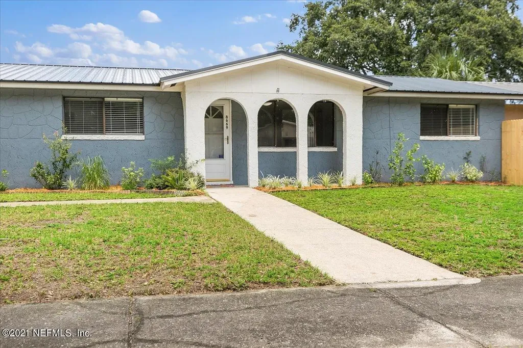 8669 Hammondwood Road S Jacksonville FL 32221