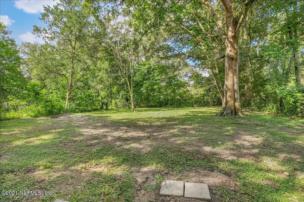 2320 Misty Drive Jacksonville FL 32211