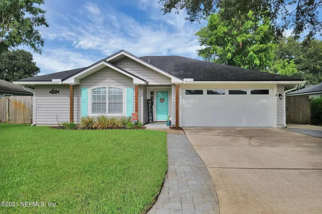 4562 Blue Stream Lane N Jacksonville FL 32224