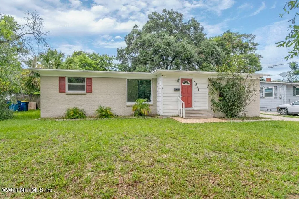 6565 Brandemere Road S Jacksonville FL 32211