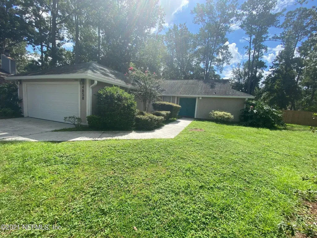 4858 Wethersfield Place E Jacksonville FL 32257