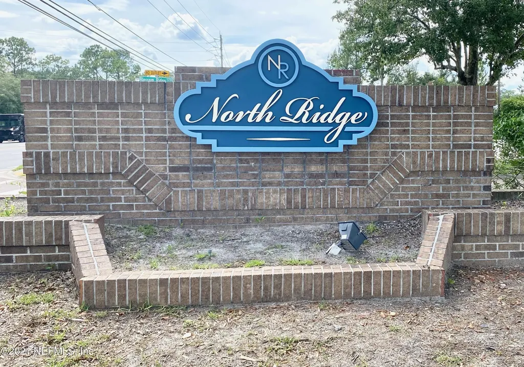 2352 Scenic View Court Jacksonville FL 32218