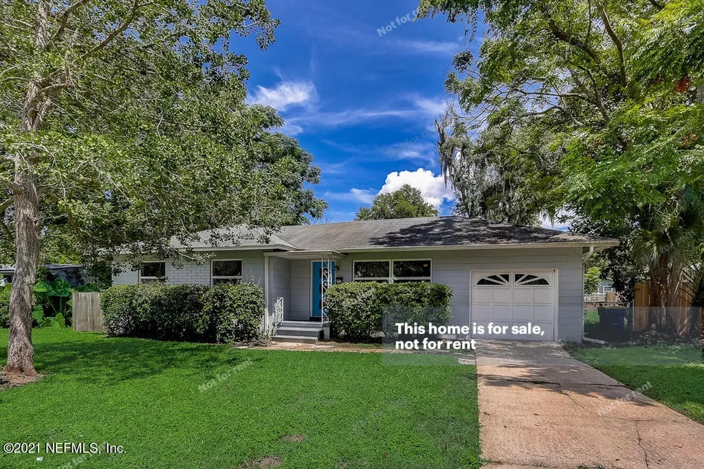 1327 Hollyhock Circle E Jacksonville FL 32211