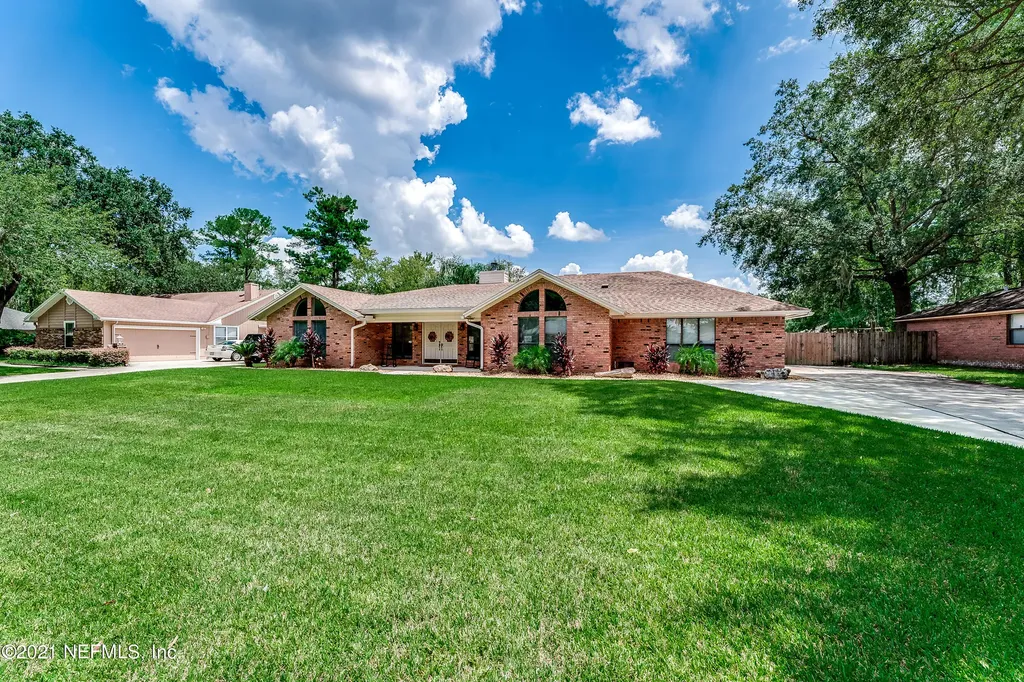 1837 Southlake Drive Middleburg FL 32068
