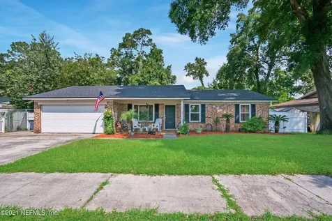 4872 Lofty Pines Circle W Jacksonville FL 32210