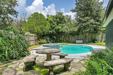 8729 Avocado Court Jacksonville FL 32244