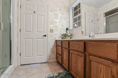 376 Village Drive St. Augustine FL 32084