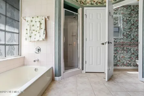 376 Village Drive St. Augustine FL 32084