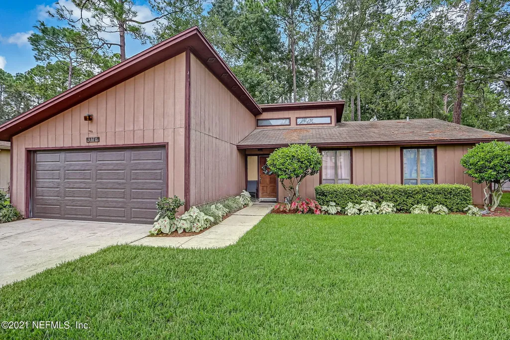 3340 Laurel Grove S Jacksonville FL 32223