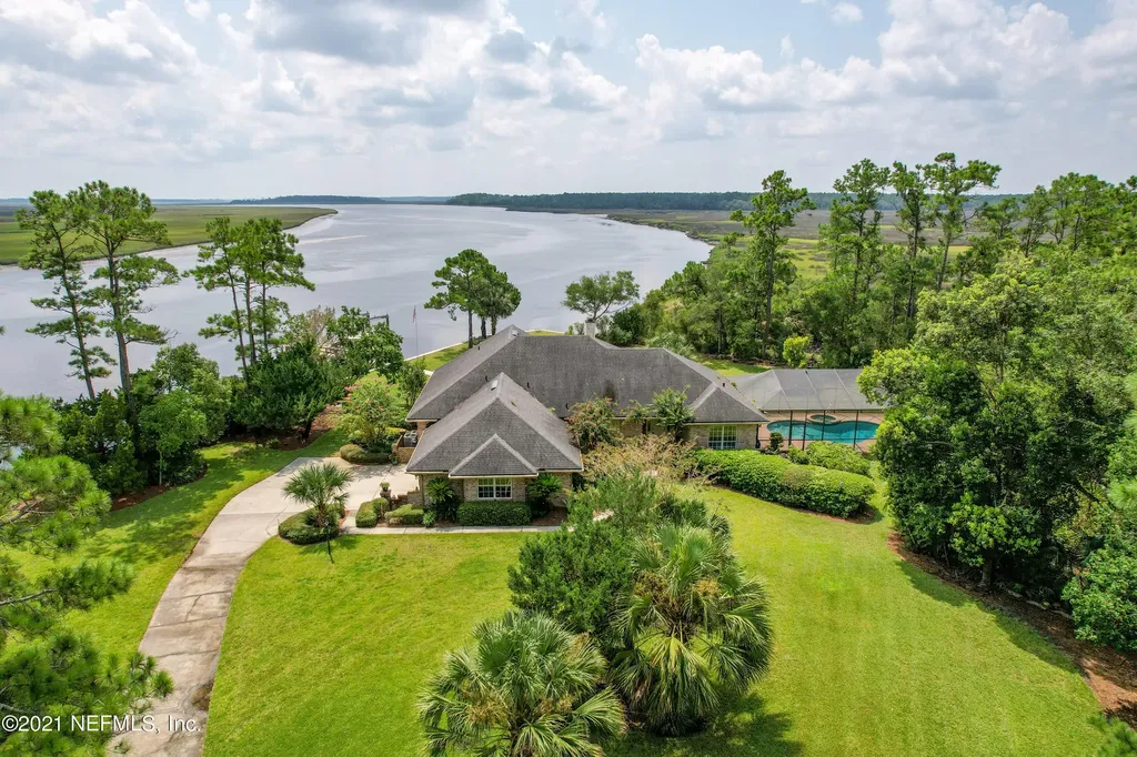 1983 Eagle Bend Terrace Jacksonville FL 32226