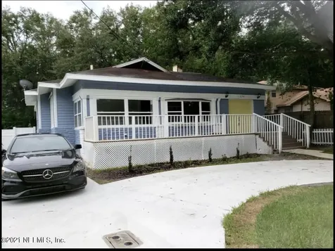 1374 Agnes Street Jacksonville FL 32208
