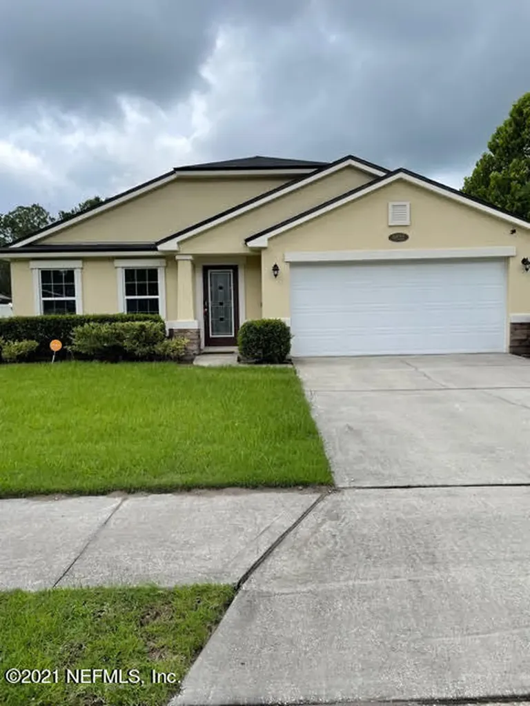 8822 Weston Living Way Jacksonville FL 32222