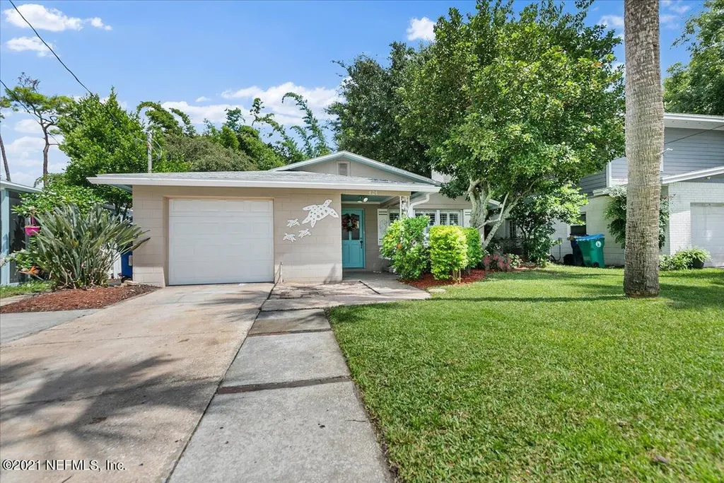 424 Hopkins Street Neptune Beach FL 32266