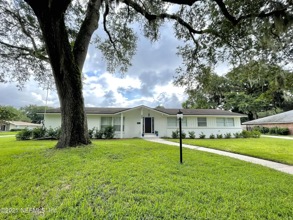 7769 Miller Oaks Drive W Jacksonville FL 32217