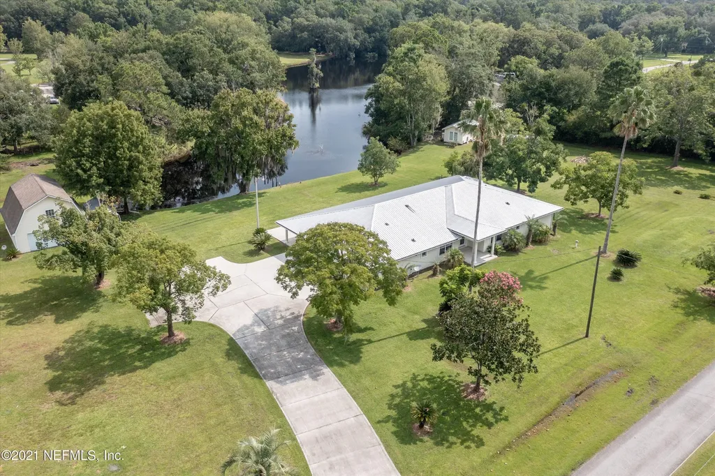 241 Holly Knowe Road Fleming Island FL 32003