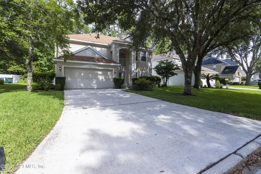 8519 Glenbury Court N Jacksonville FL 32256