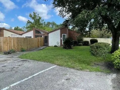 2524 Whispering Woods Boulevard Jacksonville FL 32246