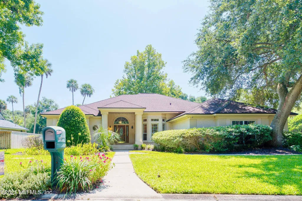 2009 Selva Madera Court Atlantic Beach FL 32233