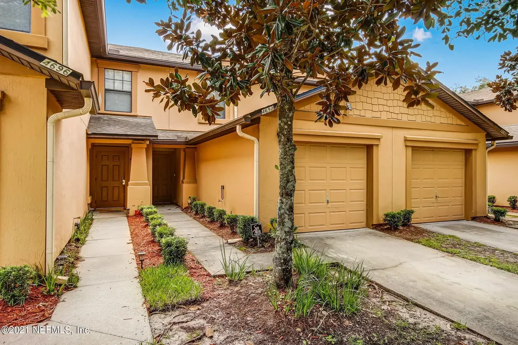 4692 Playschool Drive Jacksonville FL 32210