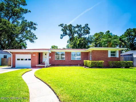 5254 Magnolia Circle N Jacksonville FL 32211