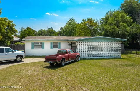 11457 Emuness Road Jacksonville FL 32218