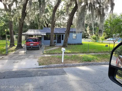 121 Husson Avenue Palatka FL 32177
