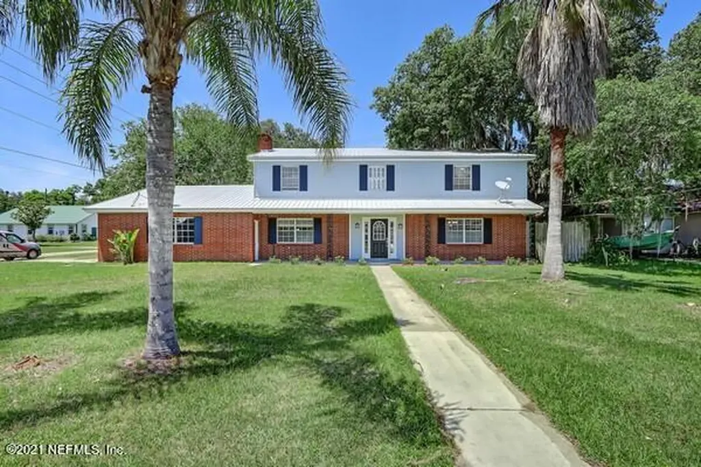 118 W Vivian Drive Hastings FL 32145