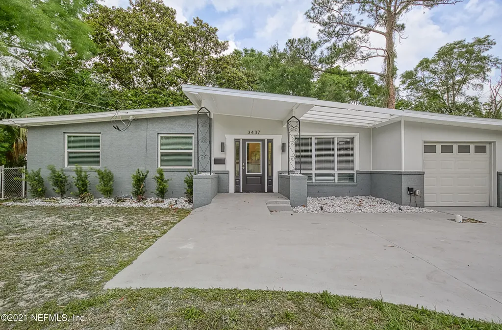 3437 Tarpon Drive Jacksonville FL 32277