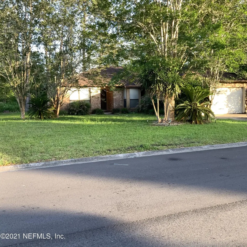 8258 Spencers Trace Drive Jacksonville FL 32244