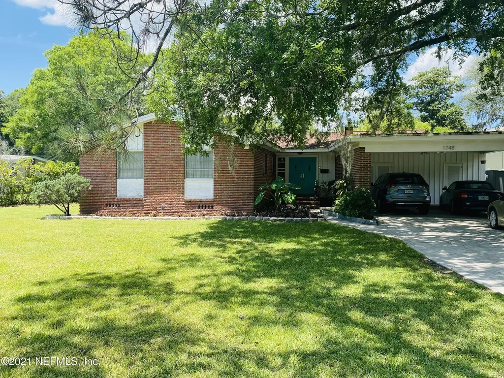 1748 Westminister Avenue Jacksonville FL 32210