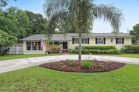 3936 Miruelo Circle N Jacksonville FL 32217