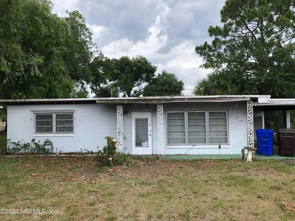 2227 W Oak Street Kissimmee FL 34741