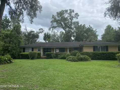 1675 Londonderry Court Jacksonville FL 32210