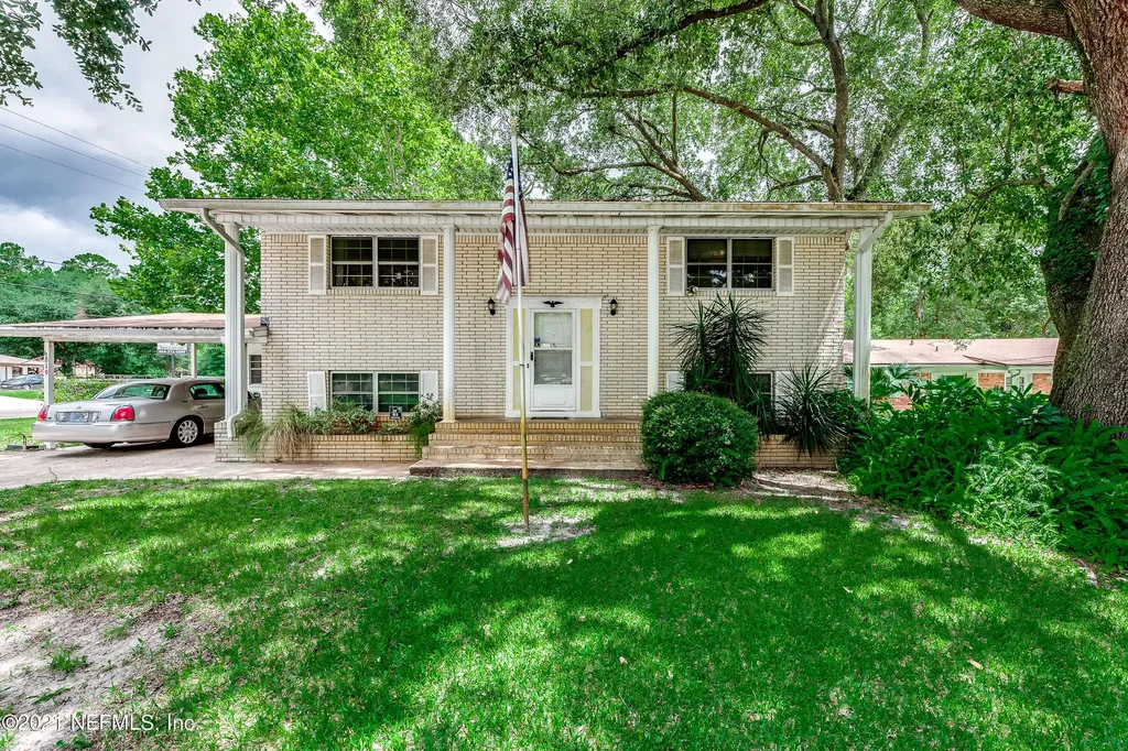 6819 Azul Court Jacksonville FL 32210