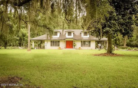 4427 W State Road 238 Lake Butler FL 32054