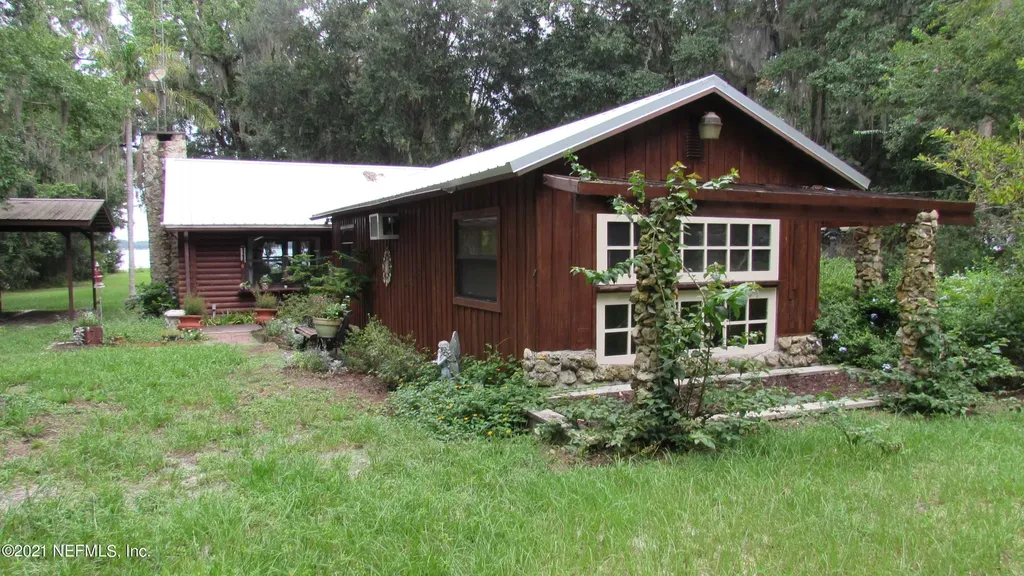 352 Tinsley Road Florahome FL 32140