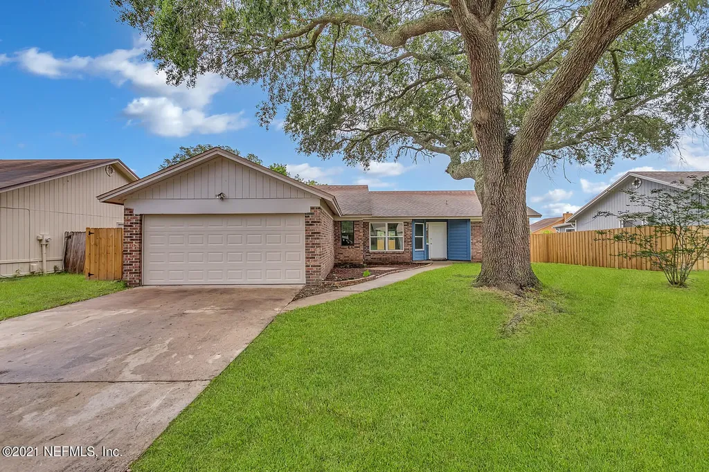 8451 Allwine Court Jacksonville FL 32244