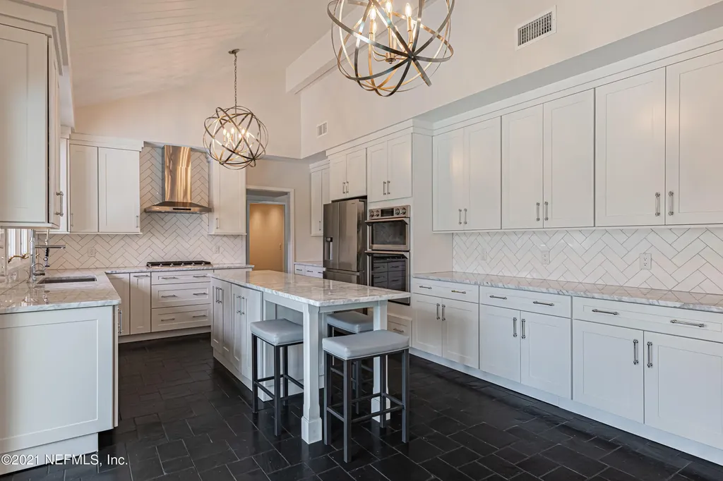 7990 Hunters Grove Road Jacksonville FL 32256