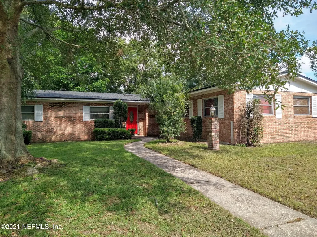 5942 Jaguar Drive W Jacksonville FL 32244
