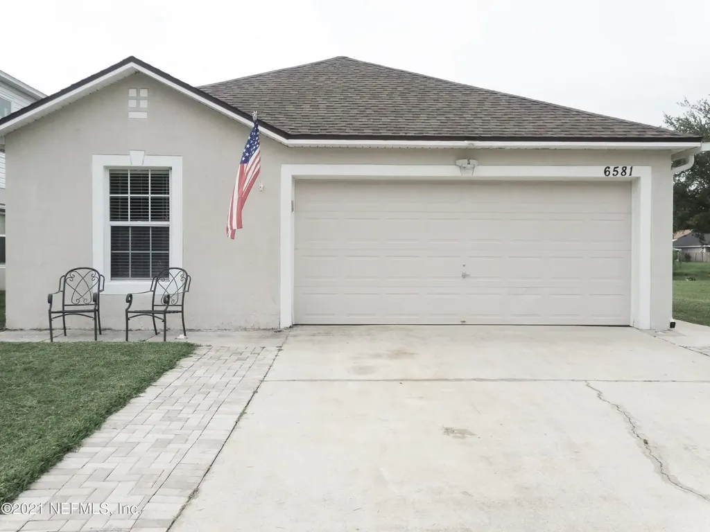6581 Gentle Oaks Drive S Jacksonville FL 32244