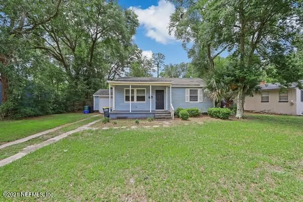 1964 Lakewood Circle N Jacksonville FL 32207